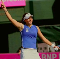 click for Fed Cup gallery