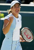 click for Henin news photo search